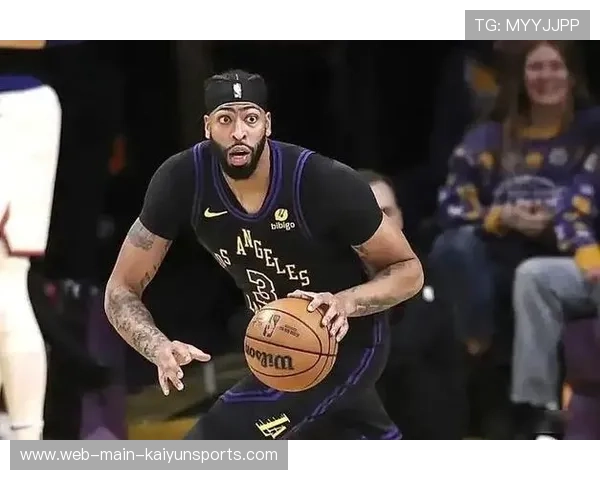 独行侠交易浓眉惹争议，体能问题浮出水面，独行侠队